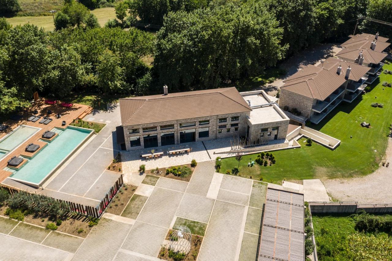 Oniropetra Boutique Hotel Karpenísion Zewnętrze zdjęcie