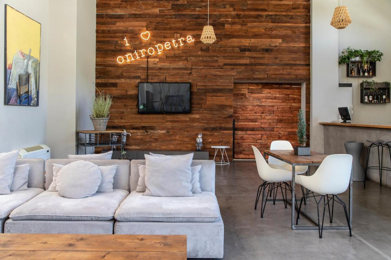 Oniropetra Boutique Hotel Karpenísion Zewnętrze zdjęcie