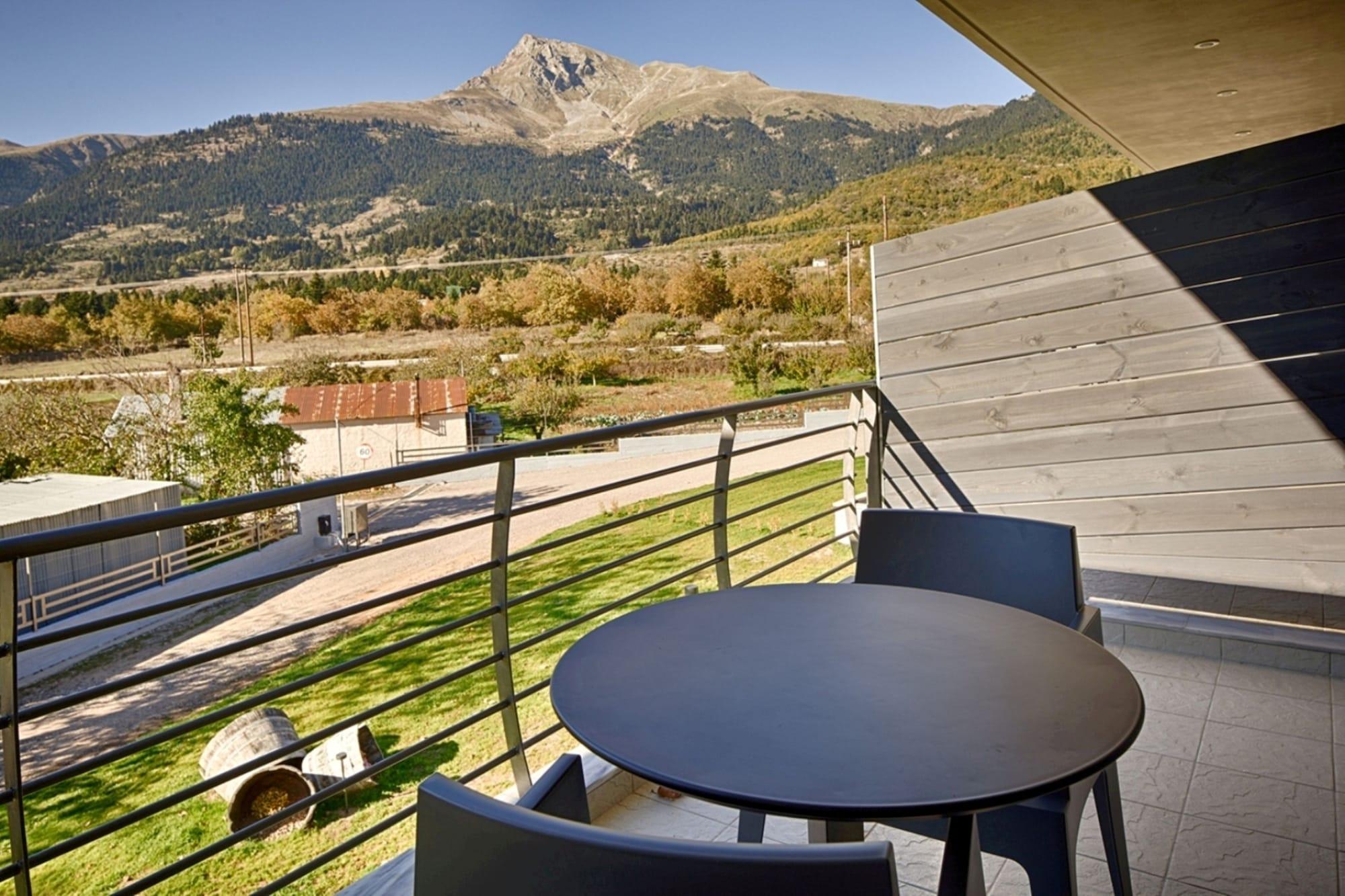 Oniropetra Boutique Hotel Karpenísion Zewnętrze zdjęcie