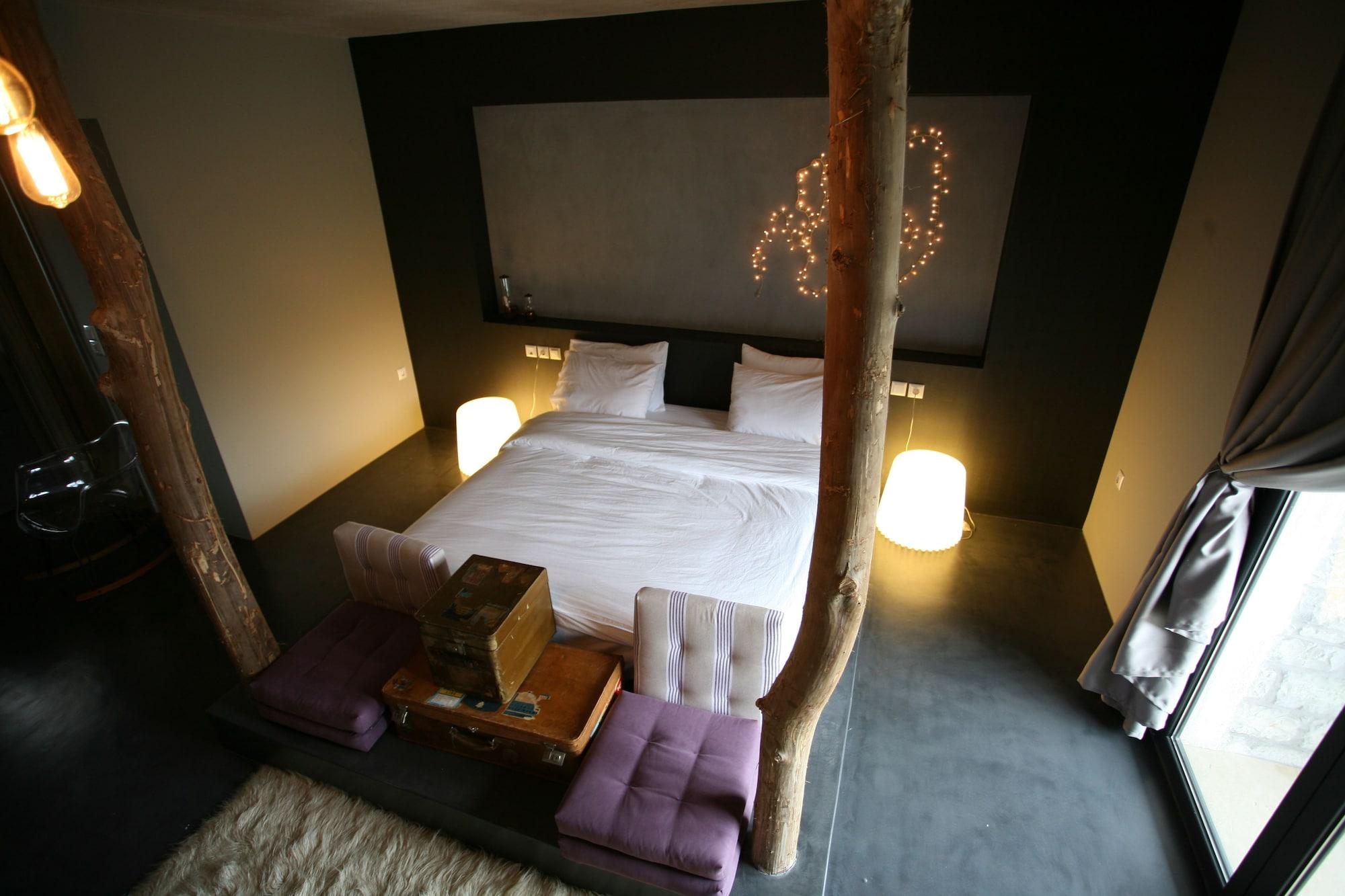 Oniropetra Boutique Hotel Karpenísion Zewnętrze zdjęcie