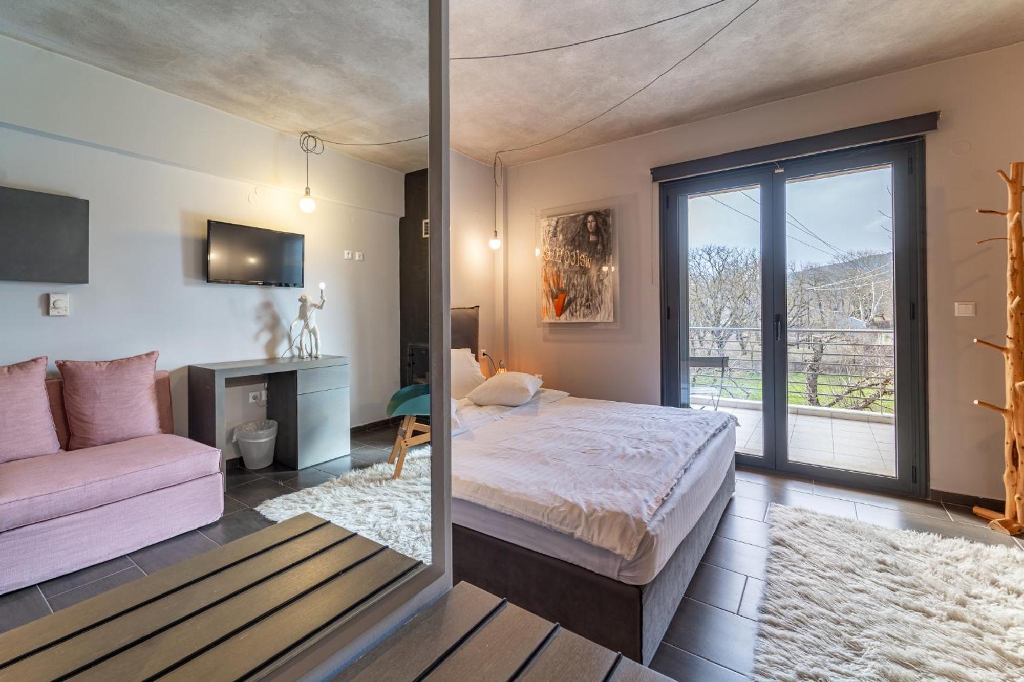 Oniropetra Boutique Hotel Karpenísion Zewnętrze zdjęcie