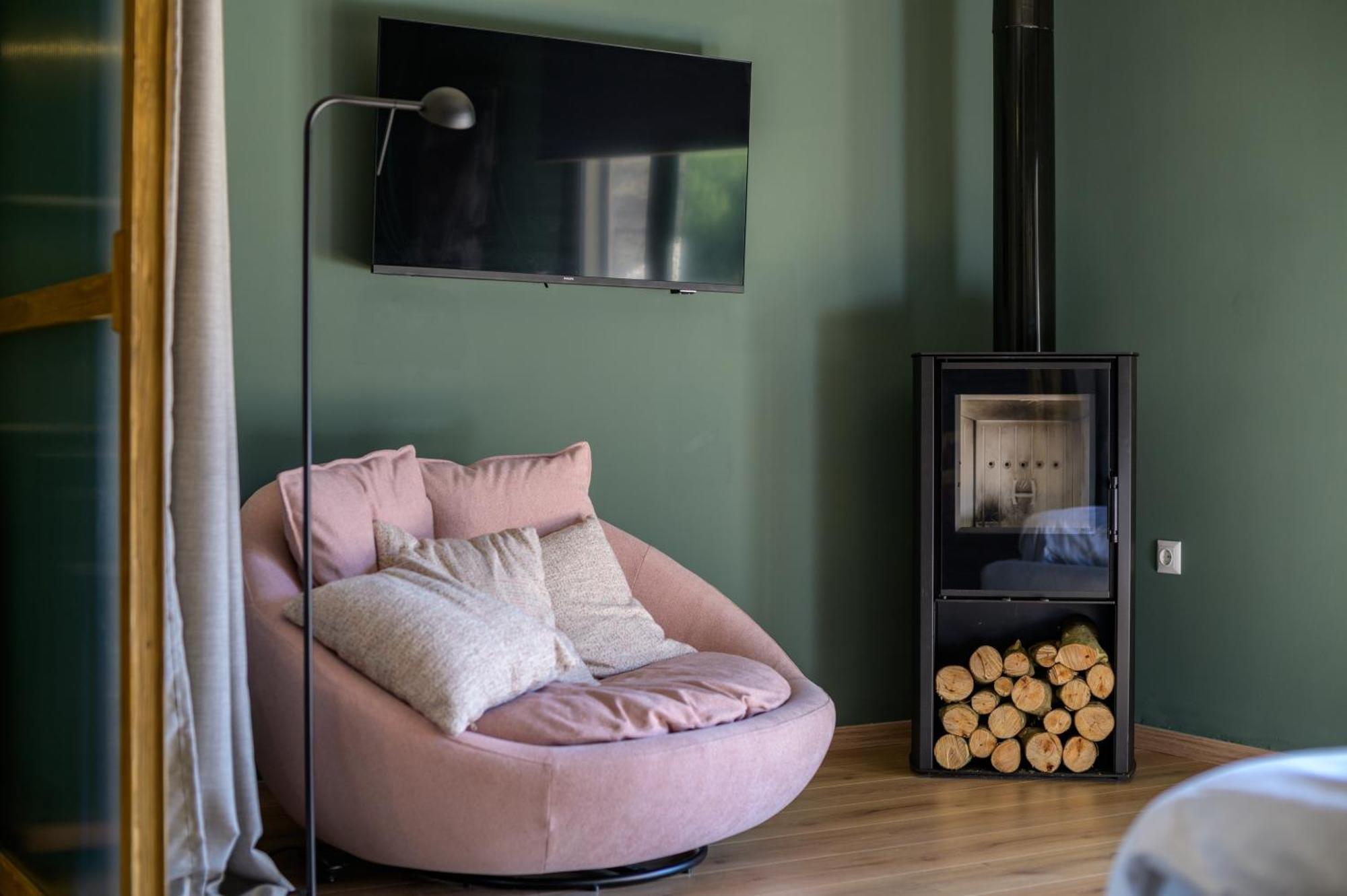 Oniropetra Boutique Hotel Karpenísion Zewnętrze zdjęcie