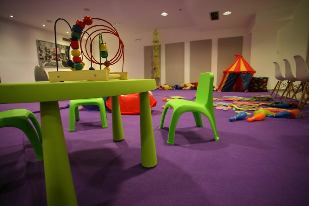 Oniropetra Boutique Hotel Karpenísion Zewnętrze zdjęcie