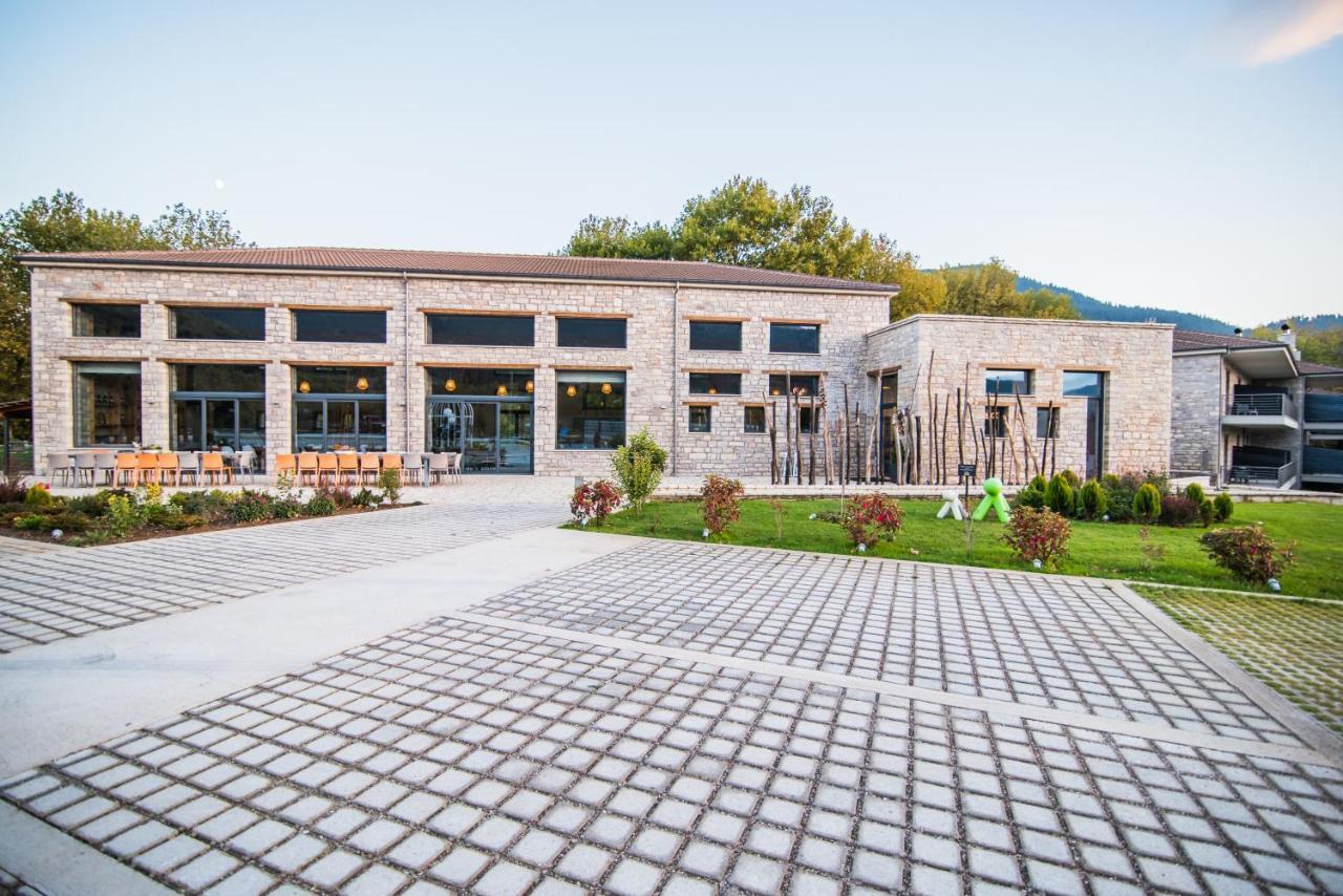 Oniropetra Boutique Hotel Karpenísion Zewnętrze zdjęcie